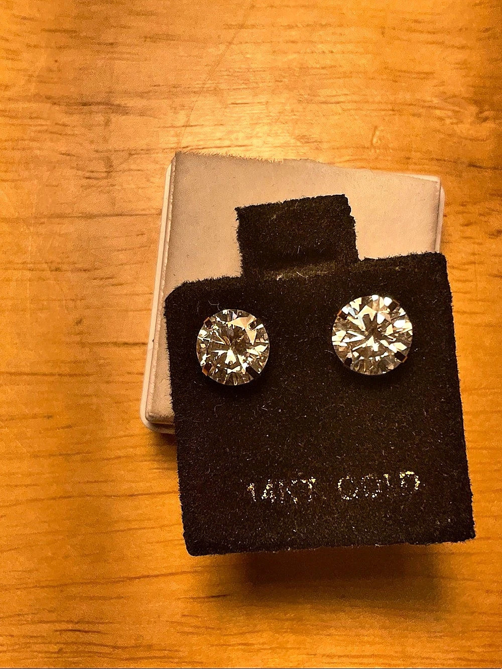 14K Moissanite 1.8ct Stud Earrings Moissanite 1.8ct Stud Earrings in Clear
